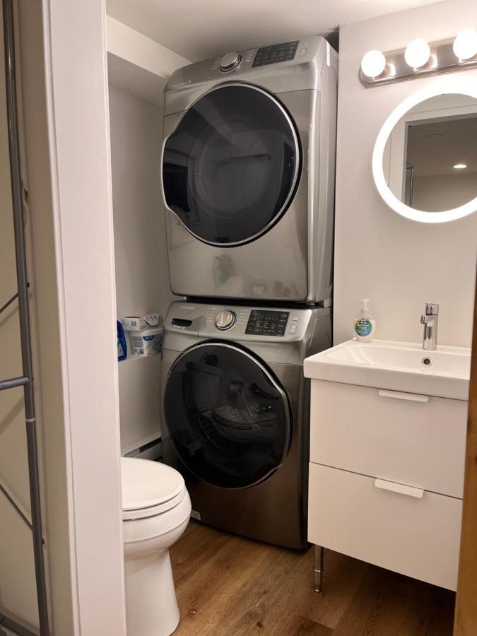 Neat, Compact, Private Room In A Lovely Vancouver Neighbourhood Экстерьер фото
